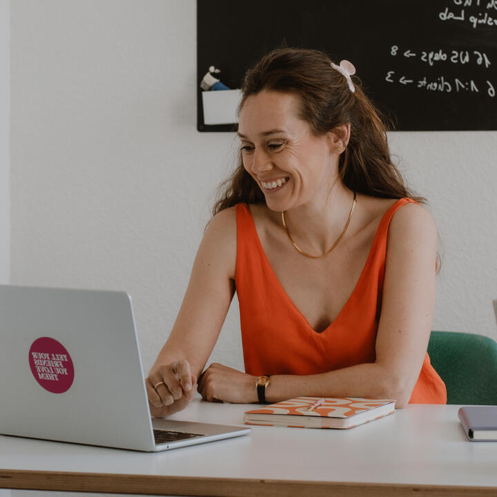 PhD, trainer, coach, support, female scientist